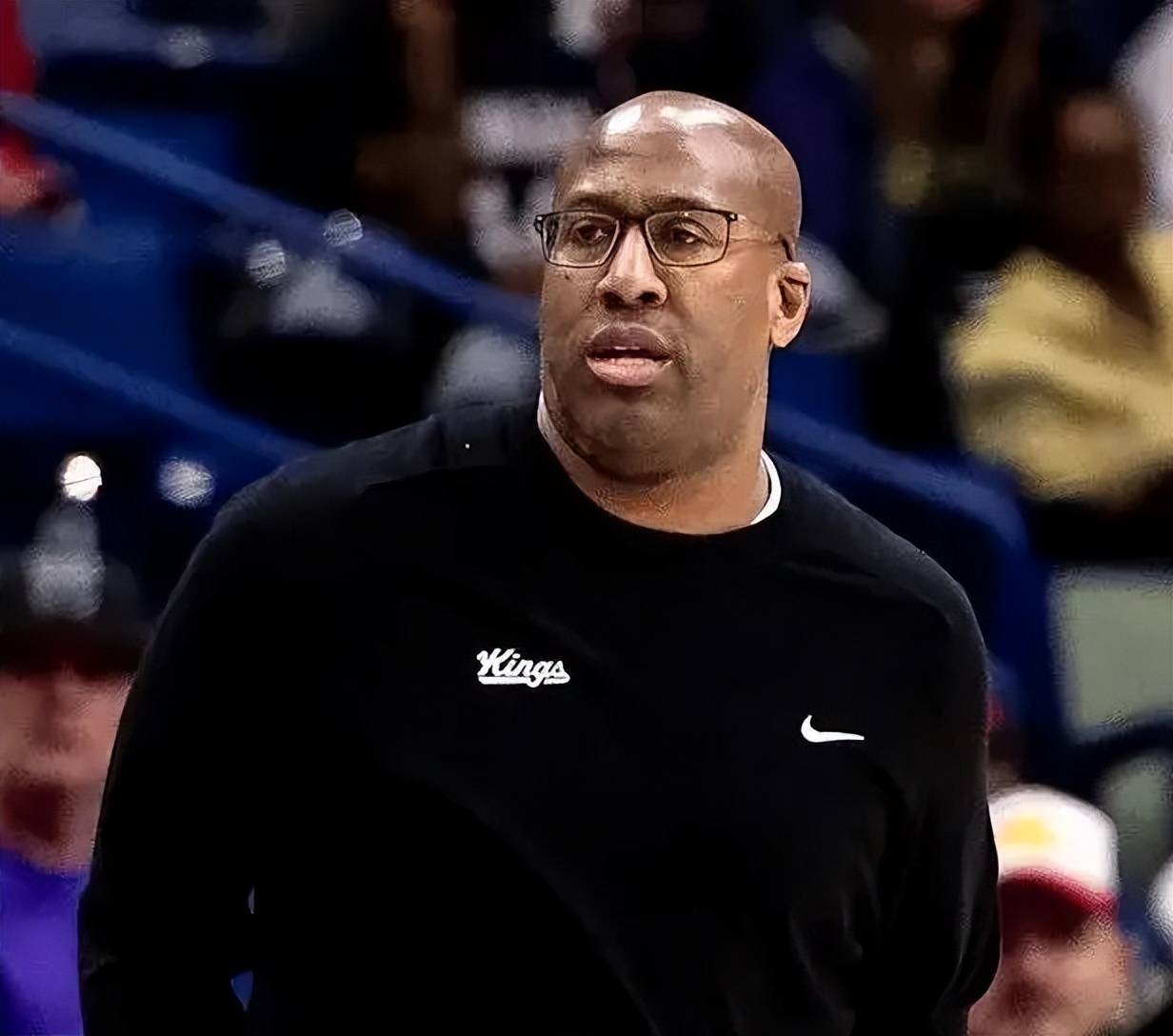 开云体育app安装包-欧联倒计时；纽约尼克斯清晨再遭质疑；细节引发关注；信心回归；训练强度明显提升的简单介绍