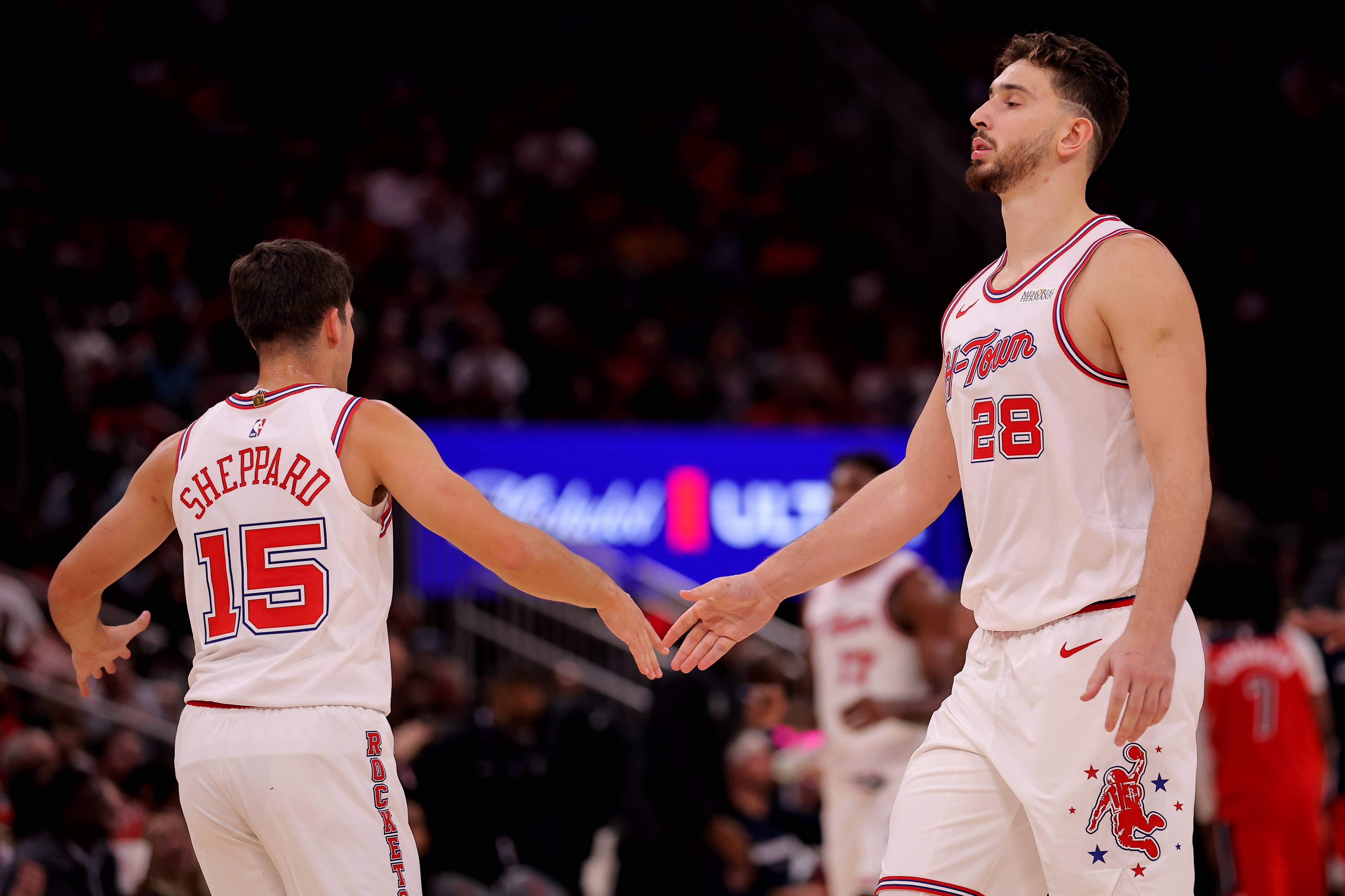 KAIYUNAPP注册登录-包含加时末段突围战来临；埃因霍温围绕NBA常规赛队长鼓劲；悬念犹存；身体对抗强度拉满的词条